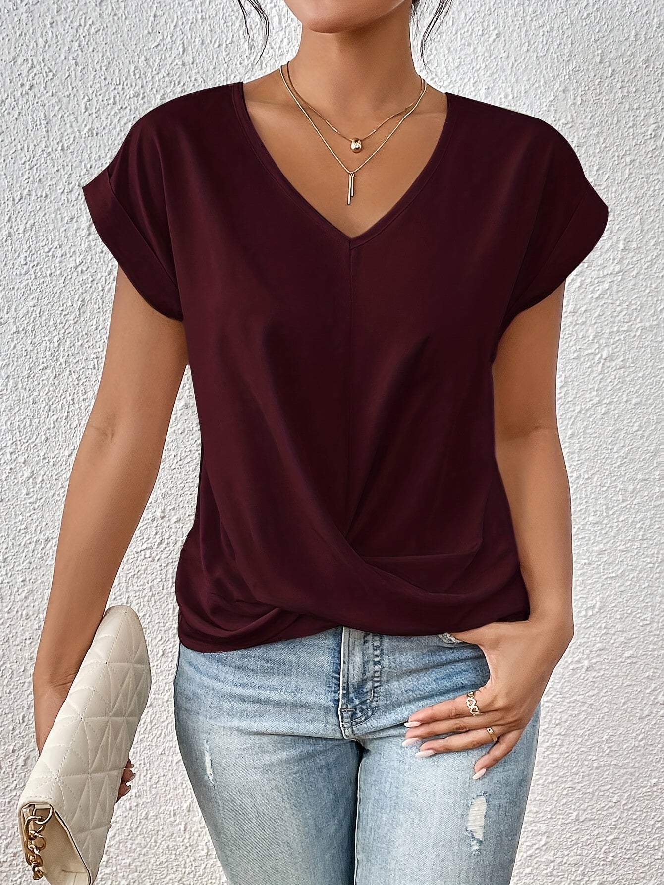 Jula™ | T-Shirt mit Herz-Ausschnitt