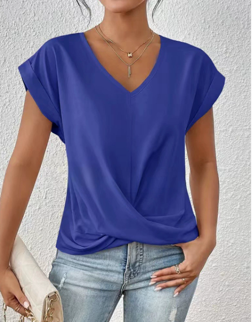 Jula™ | T-Shirt mit Herz-Ausschnitt